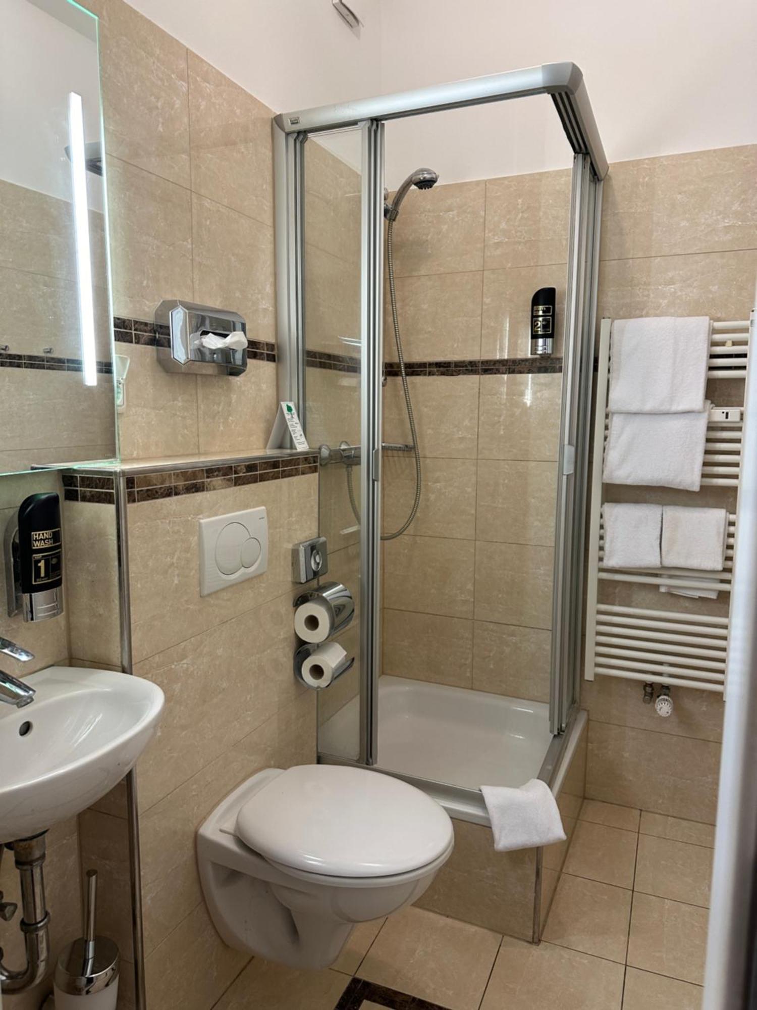 Hotel Expo Frankfurt City Centre Φραγκφούρτη Εξωτερικό φωτογραφία
